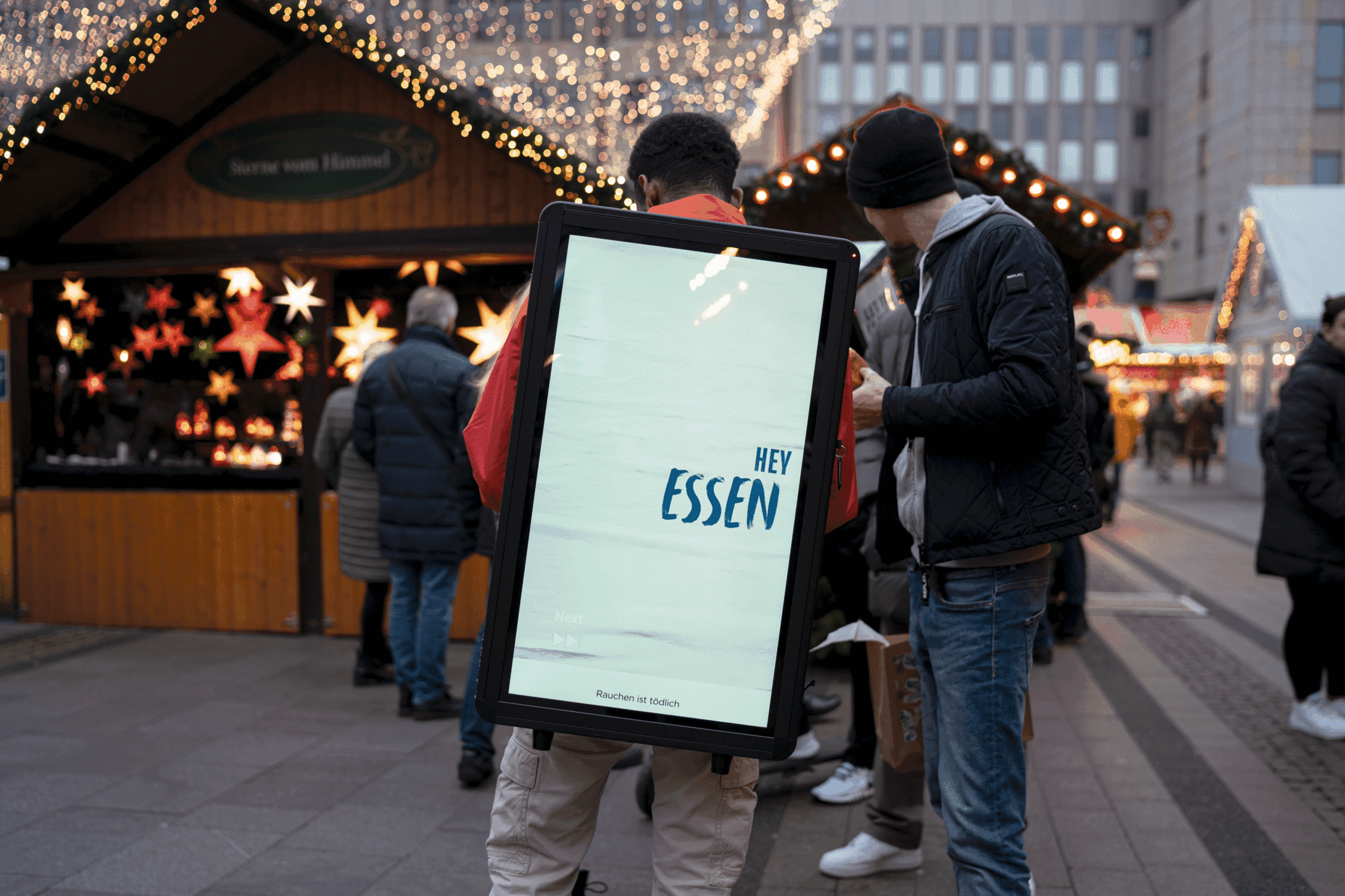 Walking Screen: Mobile Werbung mit maximaler Aufmerksamkeit