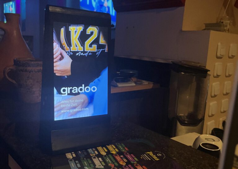 Table Screens